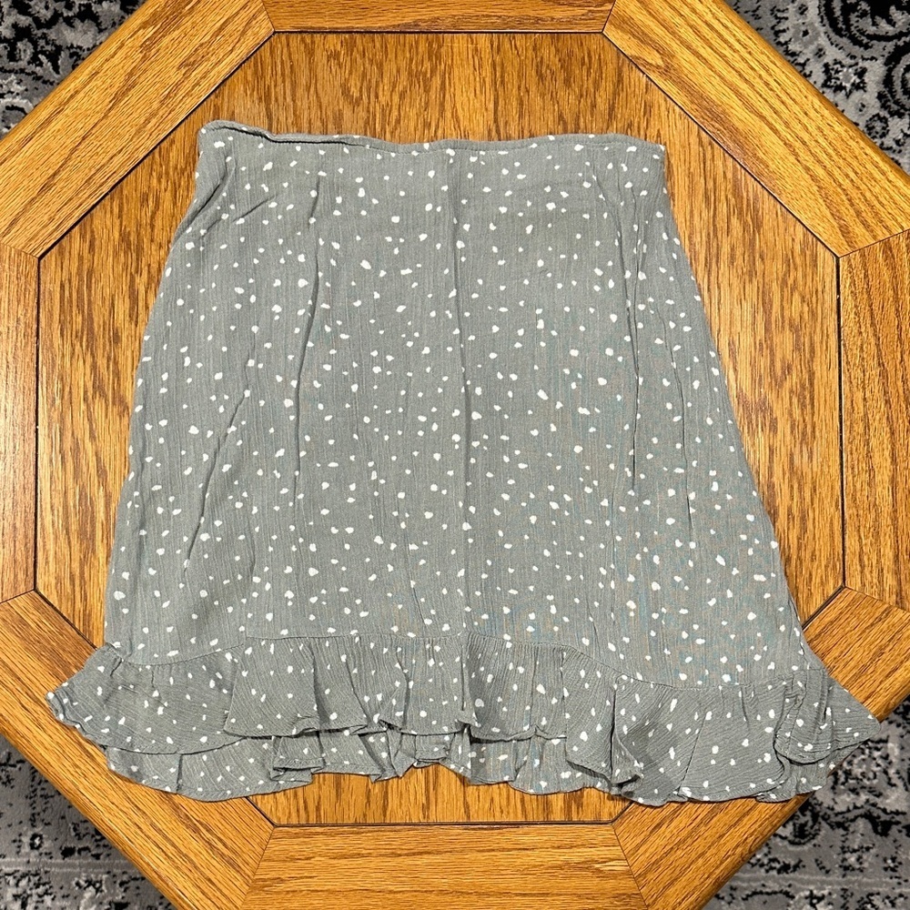 *ABERCROMBIE & FITCH* Gray x White Polka Dot Ruffle Mini Skirt Size XS